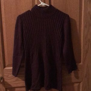 burgundy lightweight Sweater